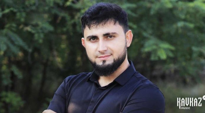 Исполнитель из Чеченской Республики Ислам Актулаев представил релиз первого сольного альбома «Безаман йоза» («Строки любви»)